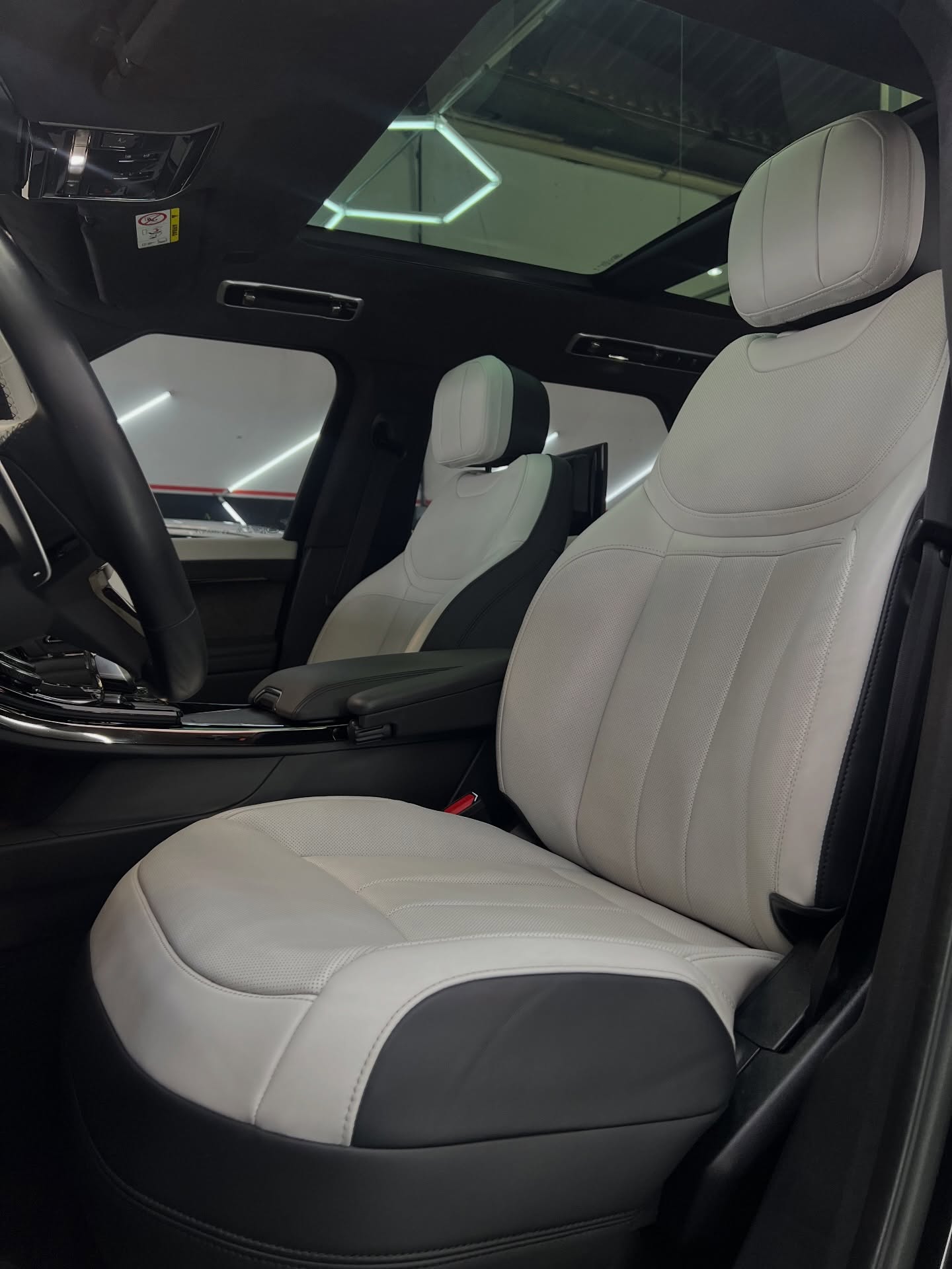 Range Rover – Premium Full Detail